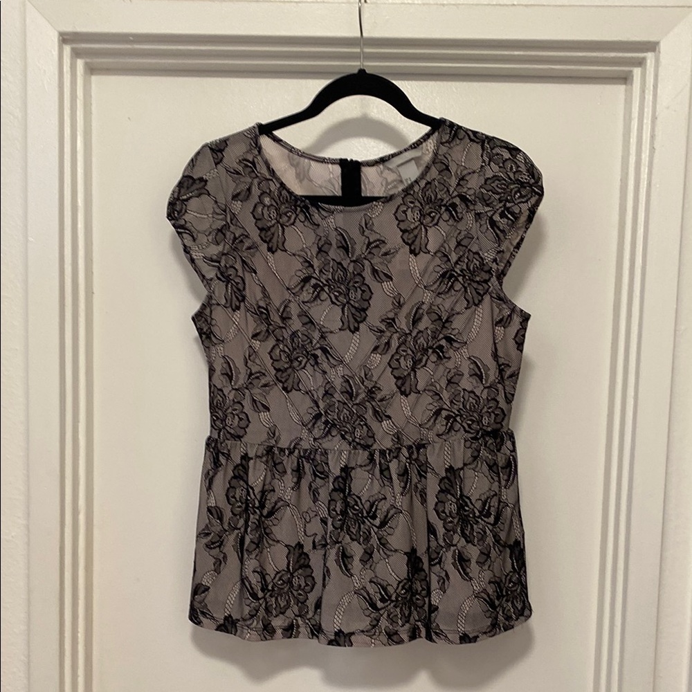 Top H&M Black and White Peplum Cap Sleeve Blouse